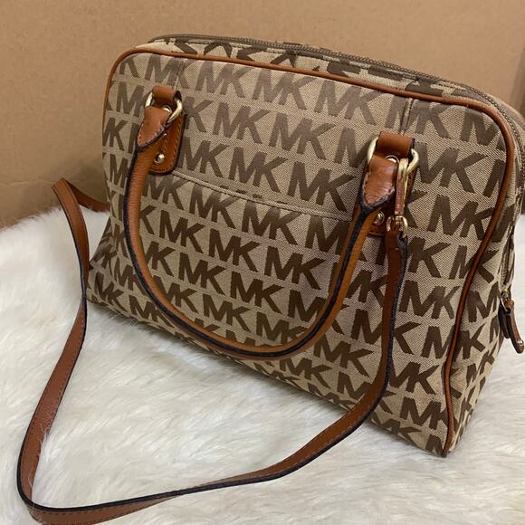 MICHAEL KORS Large Khaki/Acorn Signature BEDFORD Dome Satchel w/XB Strap - Picture 6 of 16